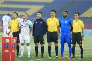 Trợ Lý Trọng Tài Bóng Đá Và Vai Trò Phối Hợp Trên Sân